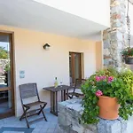 Casa Rita App 4 A * Tremosine